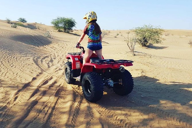 Desert Safari Dubai (PREMIUM VIP) - Sunset Views, Henna Tattoos, and the Camp Atmosphere