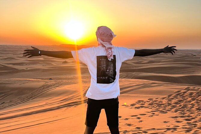 Desert safari Dubai with BBQ Dinner - Camels and camel farms: photos with a desert context