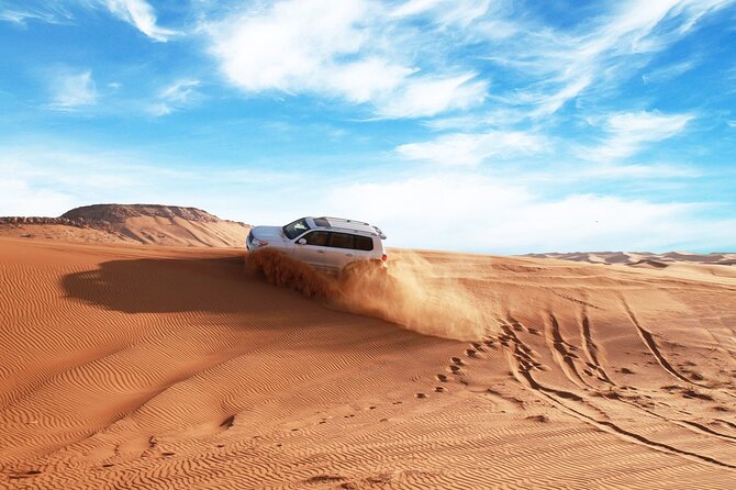 Desert Safari in 4x4 Car with BBQ Dinner and Belly Dance - Key highlights worth knowing