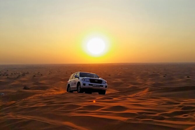 Desert Safari in 4x4 Car with BBQ Dinner and Belly Dance - Who This Dubai Desert Safari Suits Best