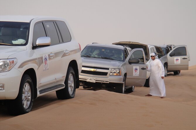Desert Safari -Live Shows, BBQ Dinner, Dune Bashing and lot more. - Henna and sheesha: small included touches that change the mood