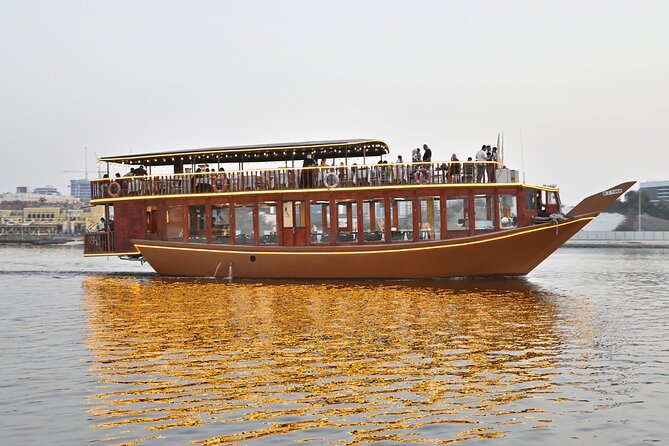 Dhow Cruise Dubai with Buffet Dinner, Dance & Horse Show - Buffet dinner on board: what you can realistically expect
