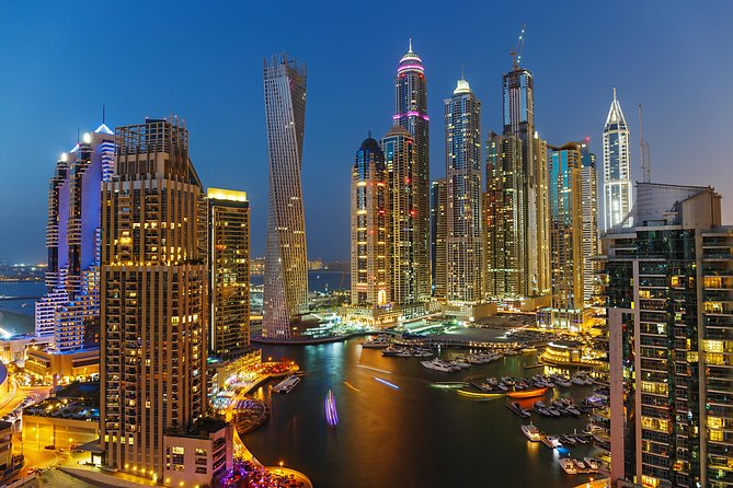 Dinner Cruise in Dubai Marina onboard Alexandra Dhow - Entering The Dhow Alexandra, and Finding The Right Dock