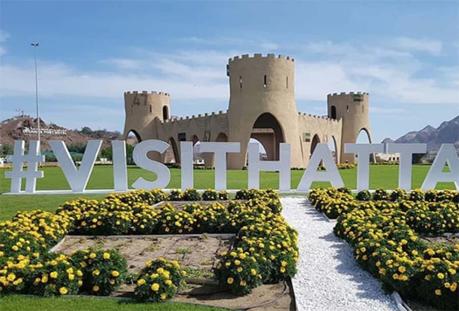 Discover Hatta Hidden Gem Private Tour with Kayaking & Honey - Masfut Museum and Al Boma Fort: history plus picture points