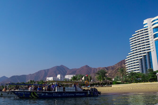 Dive trip to the coral reefs of Fujairah for certified scuba divers - From Le Meridien Beach Resort to the Reef Sites: The Day Flow