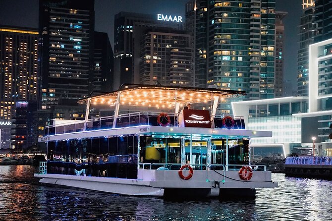 Dubai: 1-Hour Ain Boat Cruise - The Deck Setup: Open-Air Views Plus a Real Indoor Escape
