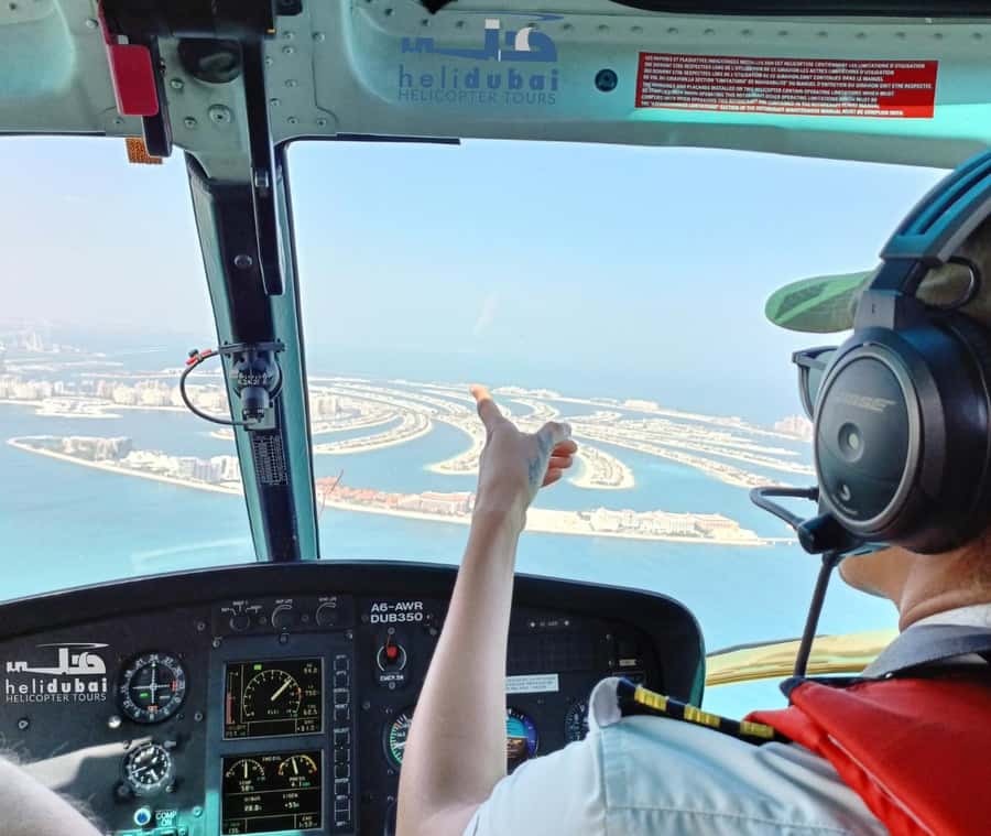 Dubai: 17-Minute Helicopter Tour over Palm Jumeirah - Palm Jumeirah from the sky: why 17 minutes works