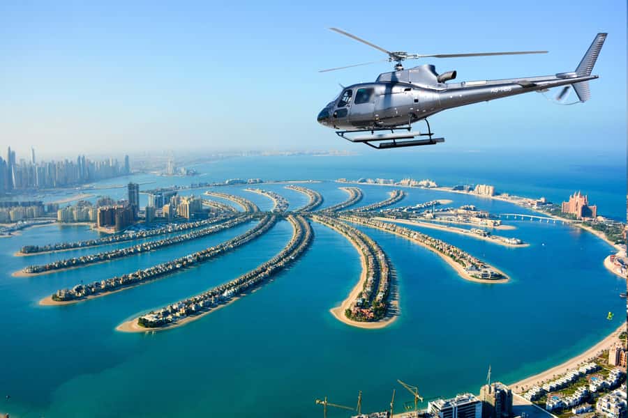 Dubai: 17-Minute Helicopter Tour over Palm Jumeirah - Mall of the Emirates and Dubai Mall: the city’s shopping gravity