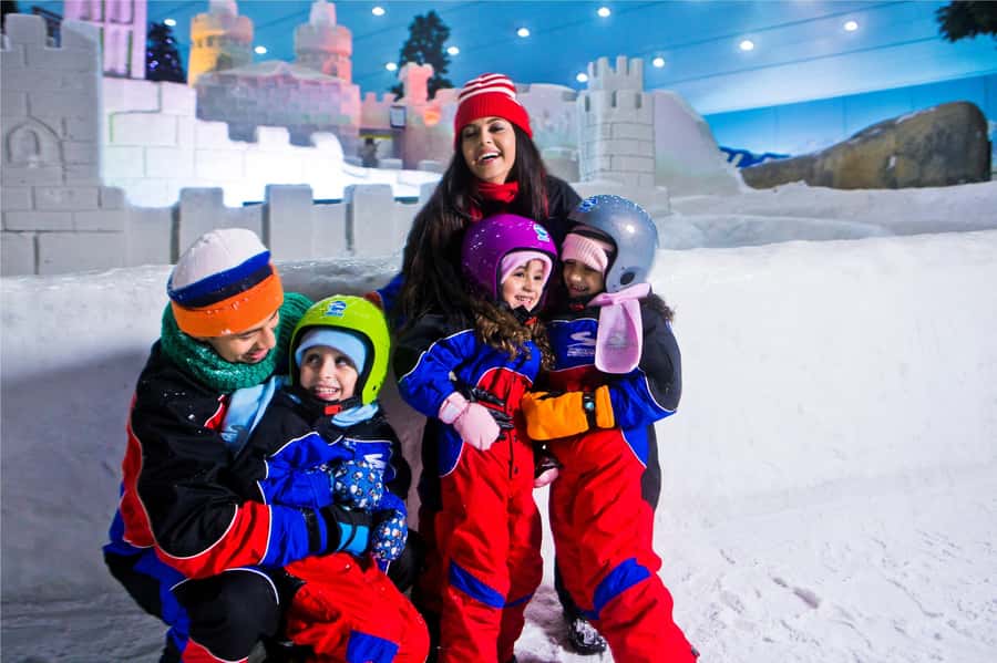 Dubai: 2-Hour or Full-Day Slope Session at Ski Dubai - Getting dressed: gear handover is fast, but you should come prepared