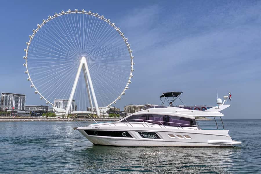 Dubai: 2-Hour Private Yacht Cruise around Burj Al-Arab - Getting to Dubai Marina Mall, Pier 7, Without Stress