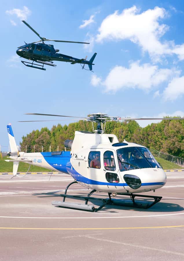 Dubai: 22-Minute Helicopter Flight - Palm Jumeirah and Atlantis: When the Scale Clicks