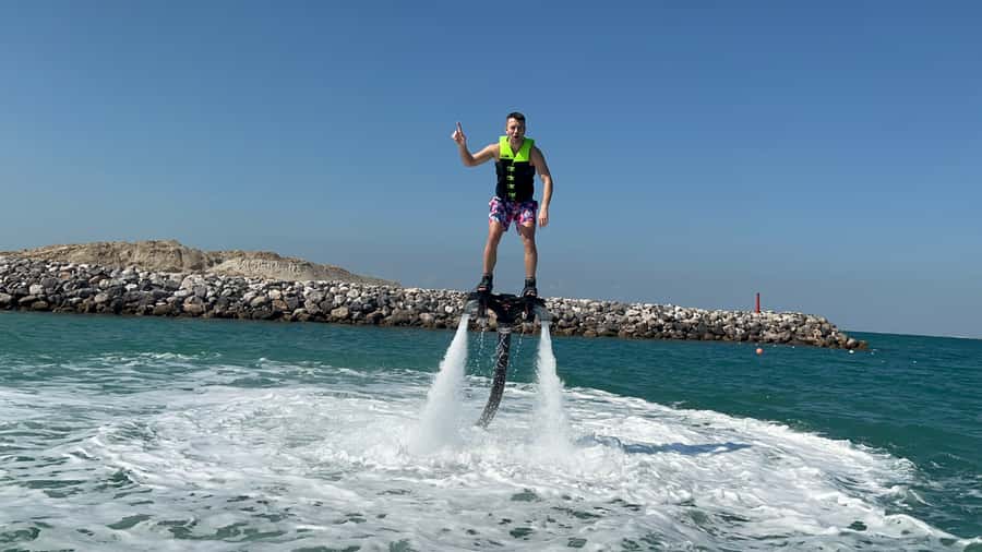 Dubai: 30-Min Flyboard with Burj Al Arab View & Soft Drink - Key highlights