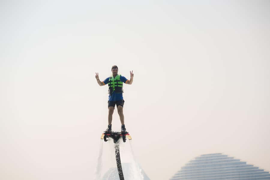 Dubai: 30-minute Flyboard with Instructor and Free Ice Cream - Included extras that make the ride feel worth $88