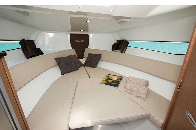 Dubai 3h Sea escape: Swim! Tan! Sightsee! - Why a 3-hour sea escape fits Dubai so well