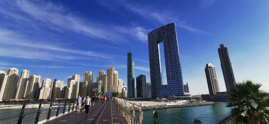 Dubai: 4-Hour Semi Private City Tour and Burj Khalifa Ticket - Palm Island and Atlantis Hotel: the photo stop that anchors the coast