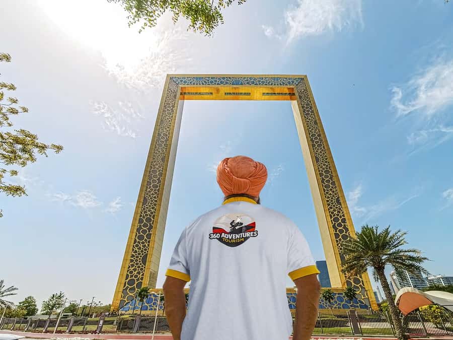Dubai & Abu Dhabi: 2-Day Tour with Desert Safari - Guide quality and pacing, why it feels smooth