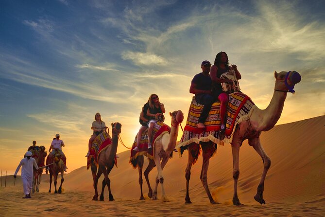 Dubai Al Khayma Camp Experience with BBQ Dinner and Transfers - Live Shows and Timing: Sunset Views, Fire Moments, and the Pace