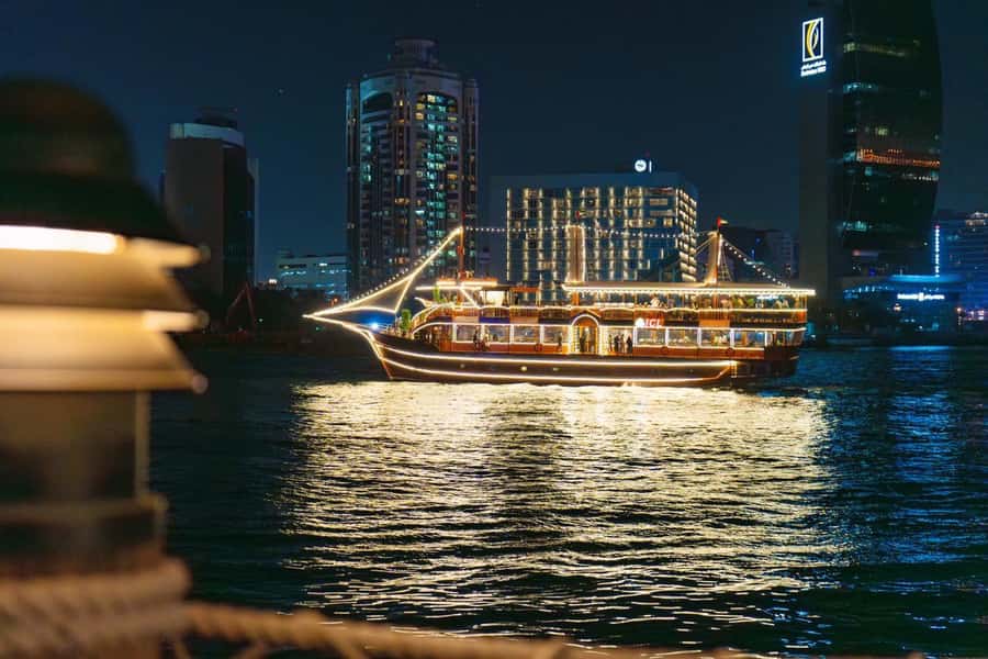 Dubai: Al Seef Largest Dhow Dinner Cruise with Live Show - Why Al Seef and Dubai Creek hit differently at night