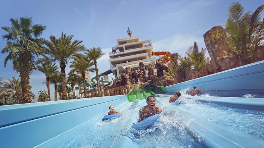 Dubai: Aquaventure World AquaXpress Fast-Pass Only - Aquaventure’s scale, and where AquaXpress actually helps