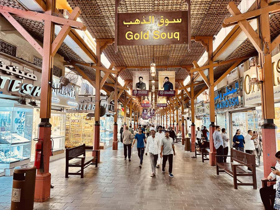 Dubai: Authentic Old Town, Souks, Tastings & Abra Boat Tour - Price and value: how $8 can still feel like a real tour