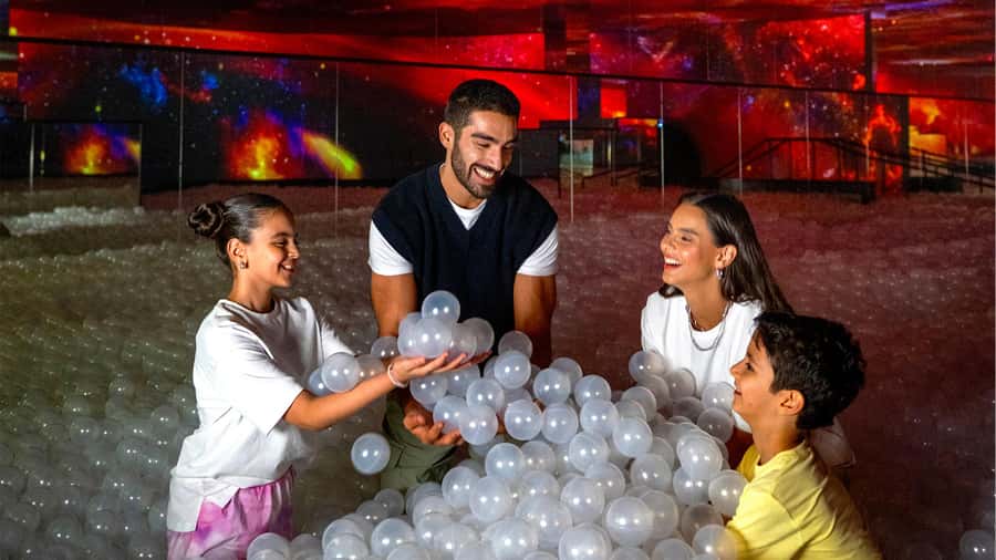 Dubai: AYA Universe Entry Ticket - Staff and Atmosphere: Helpful Greeters, Clear Guidance