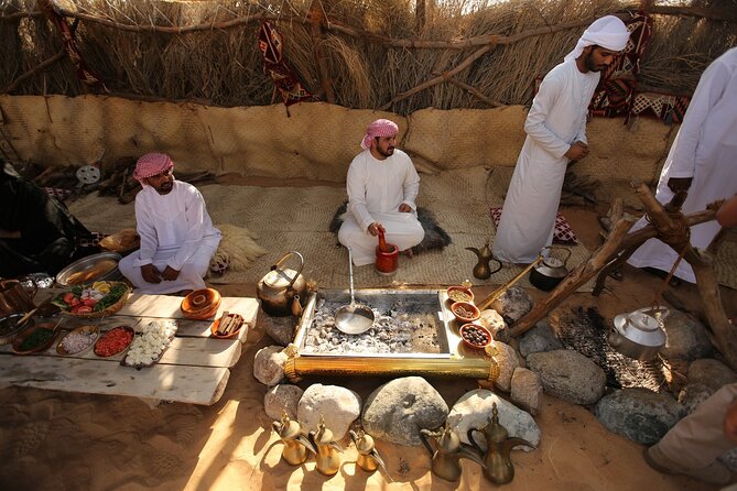 Dubai: Bedouin Culture Safari - Falconry and Storytelling With Guide Ali, Plus a Short Dance Performance