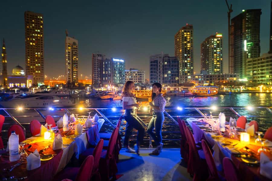 Dubai: Big Bus Panoramic Night Tour & Optional Dinner Cruise - Dubai’s headline landmarks in one night: What you see on the loop