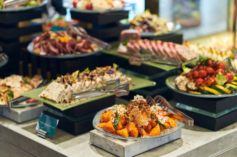 Dubai: Buffet Dinner at Saffron in Atlantis the Palm - Key things to know before you go