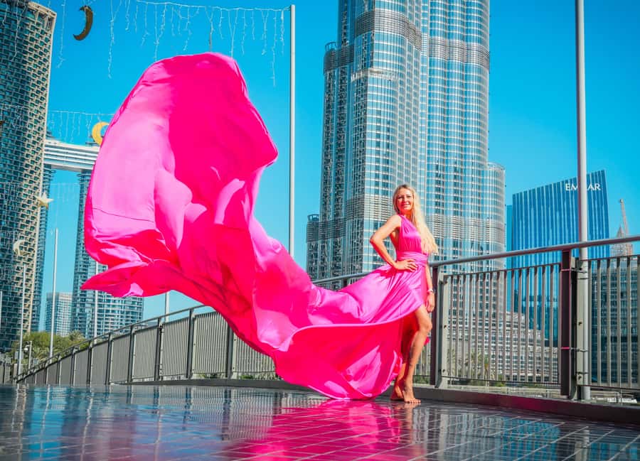 Dubai: Burj Khalifa Flying Dress Videography Shoot - Editing Turnaround: Photos, Reels, and Instagram Story Clips