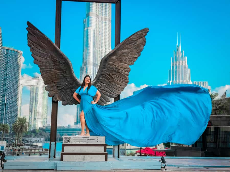Dubai: Burj Khalifa Flying Dress Videography Shoot - Meeting at Wings of Mexico and How the 60 Minutes Works