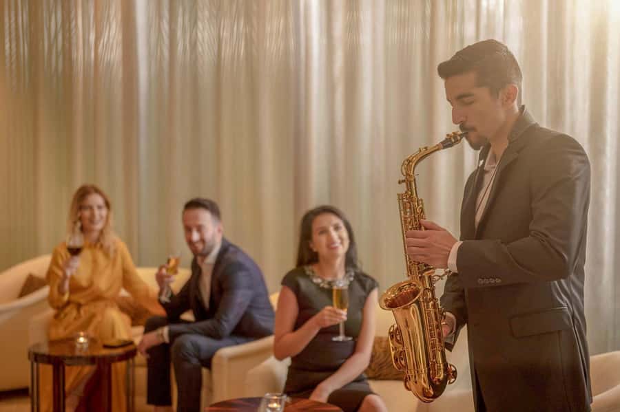 Dubai: Burj Khalifa VIP Experience Level 152 Lounge Access - Who should book this VIP lounge visit?