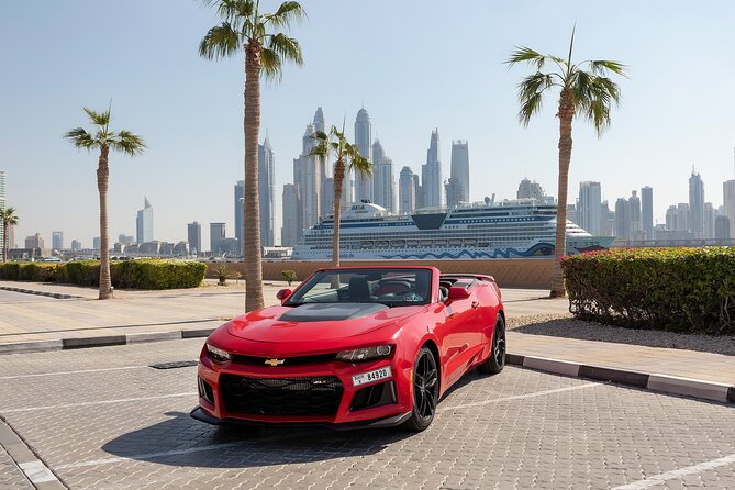 Dubai Cabrio Tour: Guided Tour of Top Sights in a Convertible Car - Madinat Jumeirah: a Venice-in-Dubai style detour for the camera