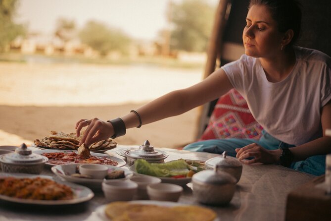 Dubai: Camel Caravan, Bedouin Breakfast with Al Marmoom Oasis - The camel caravan ride across the dunes