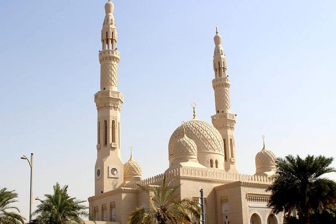 Dubai City Half Day Sightseeing and Landmarks Tour - Dubai Mall and Burj Khalifa: dramatic city ending, no entry included