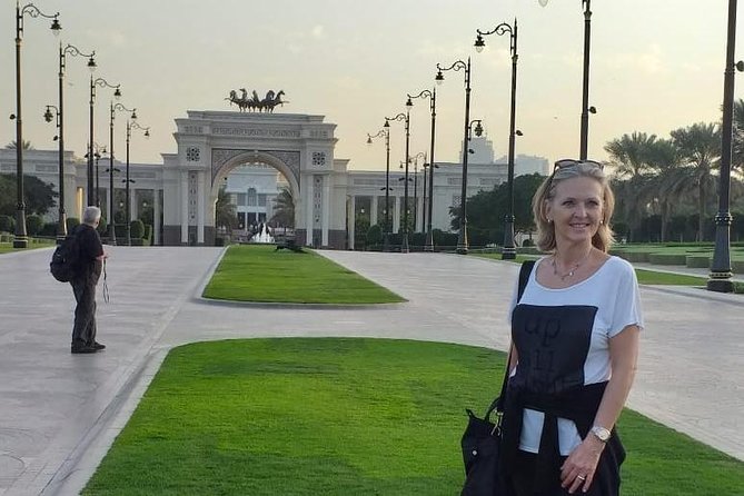 Dubai City Half Day Sightseeing and Landmarks Tour - Dubai Frame photo stop: a world record with a side of controversy