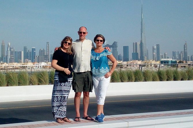 Dubai City Half Day Sightseeing and Landmarks Tour - Jumeirah Mosque and Jumeirah Public Beach: the postcard lineup