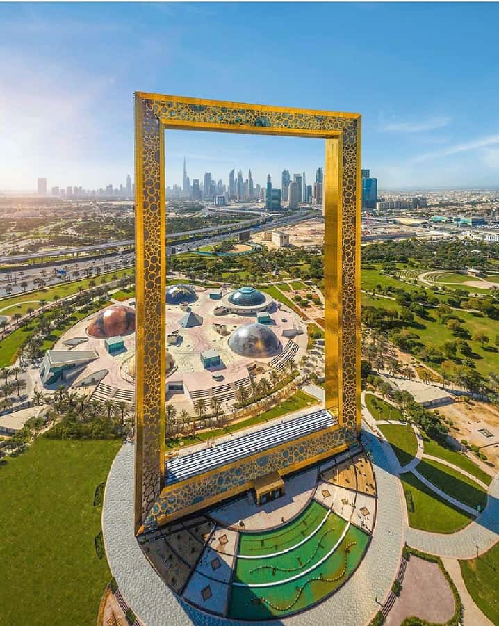 Dubai: City Highlights Private Layover Tour with Transfer - The modern Dubai segment, from frame to Palm