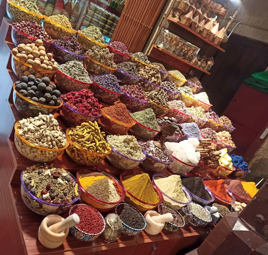 Dubai: City Highlights Tour with Blue Mosque & Street Food - Sheikh Zayed Road to Palm Jumeirah, Infinity Tower, and Burj Khalifa Photos