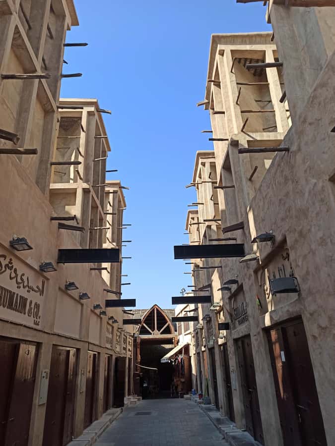 Dubai: City Highlights Tour with Blue Mosque & Street Food - Dubai Frame Photo Stop: A Final Skyline Perspective