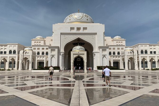Dubai City Tour - Old Souk and gold shopping time in Deira