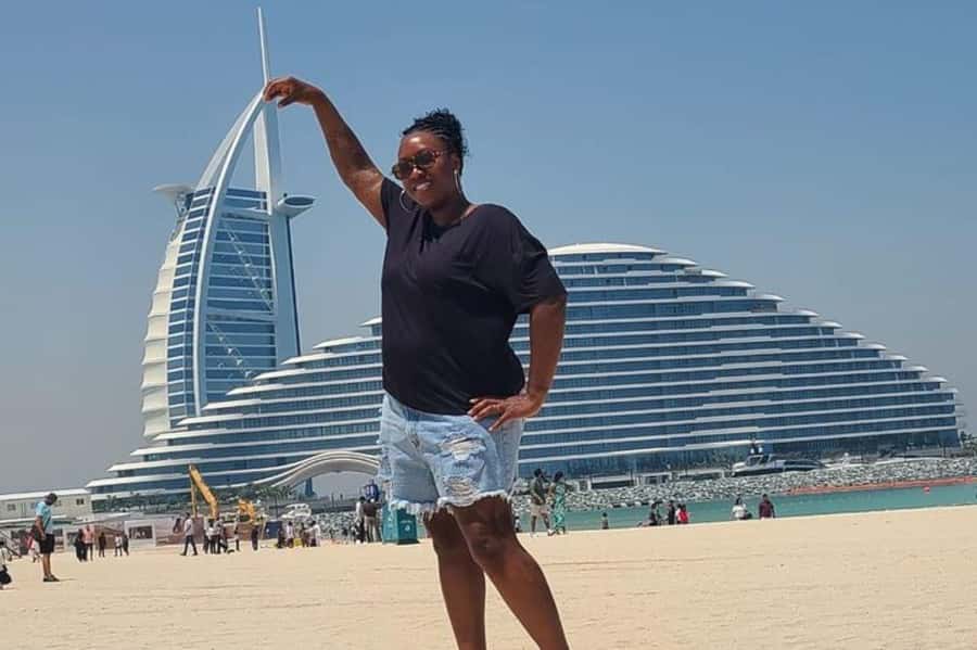 Dubai: City Tour of Creek, Souks, Frame, Burj Khalifa Entry - Dubai Frame plus Zabeel Palace: turning photos into understanding