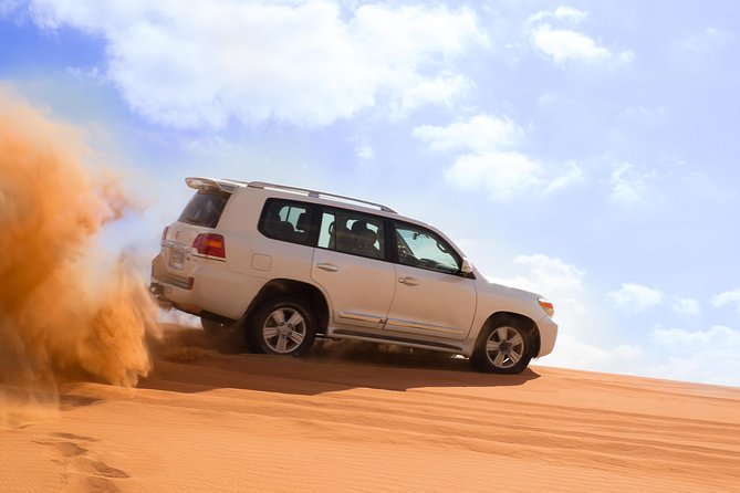 Dubai Desert Journey: Red Dunes Safari with BBQ in Bedouin Camp - 4WD Dune Bashing: The Main Event (And the Main Safety Stuff)