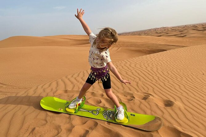 Dubai: Desert Safari 4x4 Dune with Camel Riding and Sandboarding - Night shows under the stars: what you will see and when belly dance may not happen