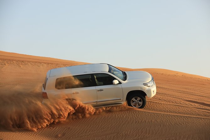Dubai Desert Safari, Camel Ride, Refreshment & Quad Bike Option - What to wear and bring so the sand does not win