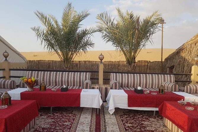 Dubai Desert Safari evening with VIP Treat , BBQ Buffet and Exciting Liveshows - A VIP desert evening that stays organized