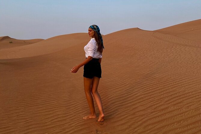 Dubai Desert Safari: Tanoura Show, Dune Bashing and BBQ Dinner - First stop: what this 6-hour desert plan feels like