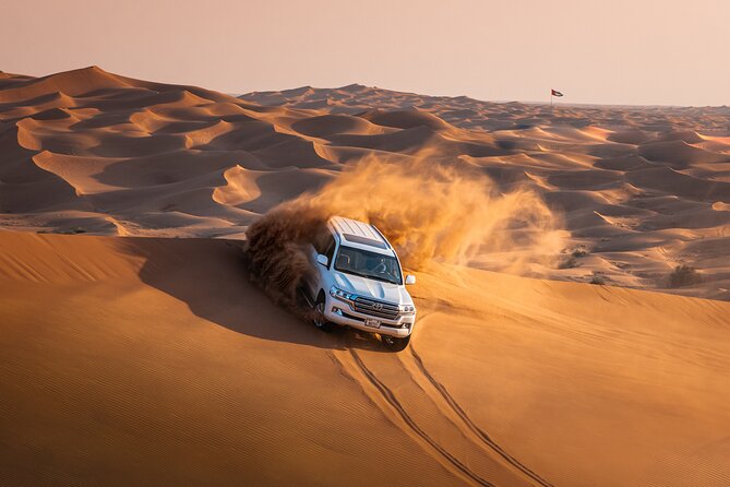 Dubai Desert Safari with Belly Dance, Fire Show and Tanura Show-The Full Package - Key things that make this desert safari worth your time