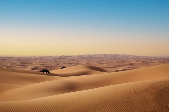 Dubai Desert Safari with Dinner - Door-to-door pickup in air-conditioned 4WD