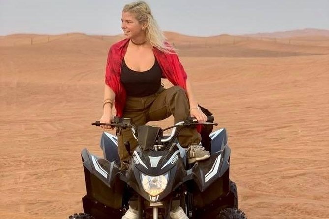 Dubai Desert Safari with Dune Bashing , Dinner Buffet & Entertainments - A 6-Hour Plan From Dubai to a Bedouin Camp
