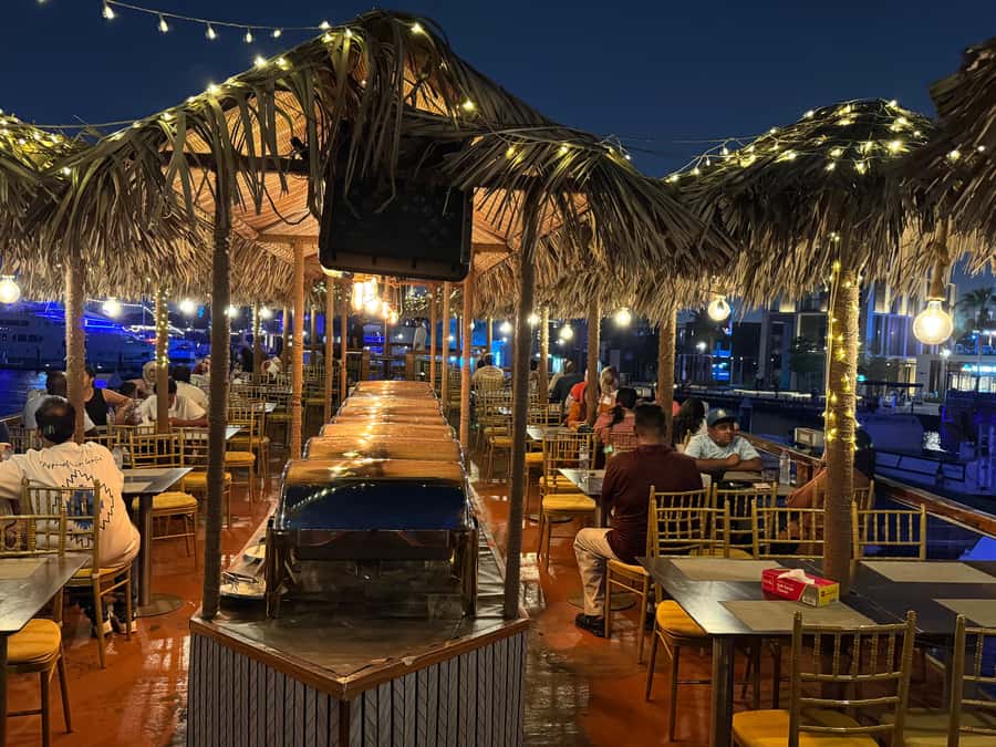 Dubai Dhow Cruise Creek,Marina Shows,Buffet & Drinks options - The evening flow: welcome drinks, cruise views, then shows with dinner